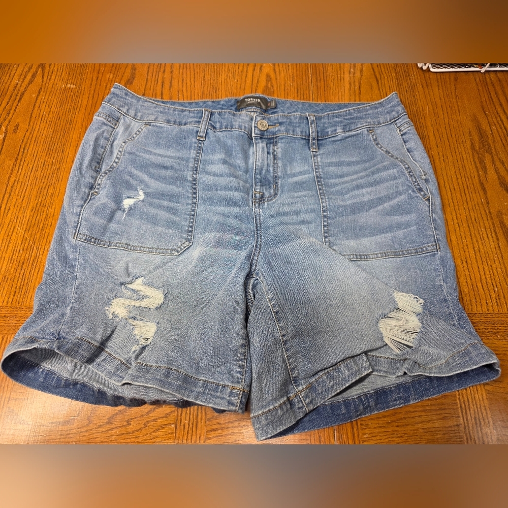 Torrid Blue Denim Jean Shorts Plus Size 18 Distressed